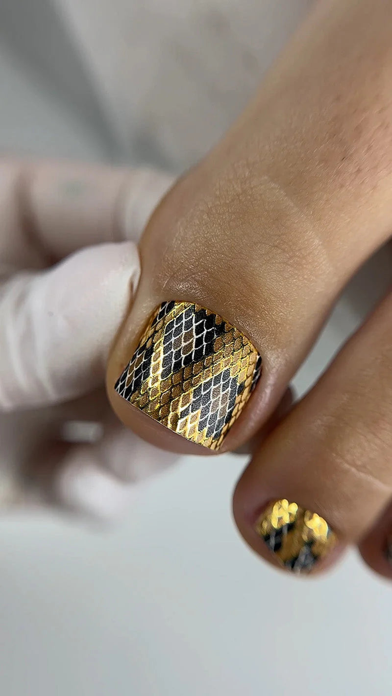 Pedicure Python. Brown. Gold Foil. Large. Nail wraps WB-501