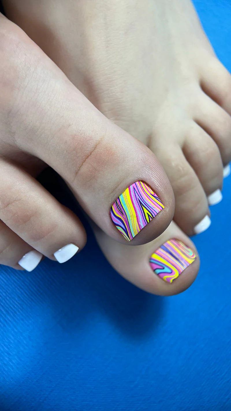 Pedicure Divorces with pink. Large. Nail wrap WB-821