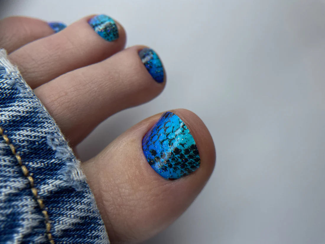 Large nail decoration films for pedicure - 0018D