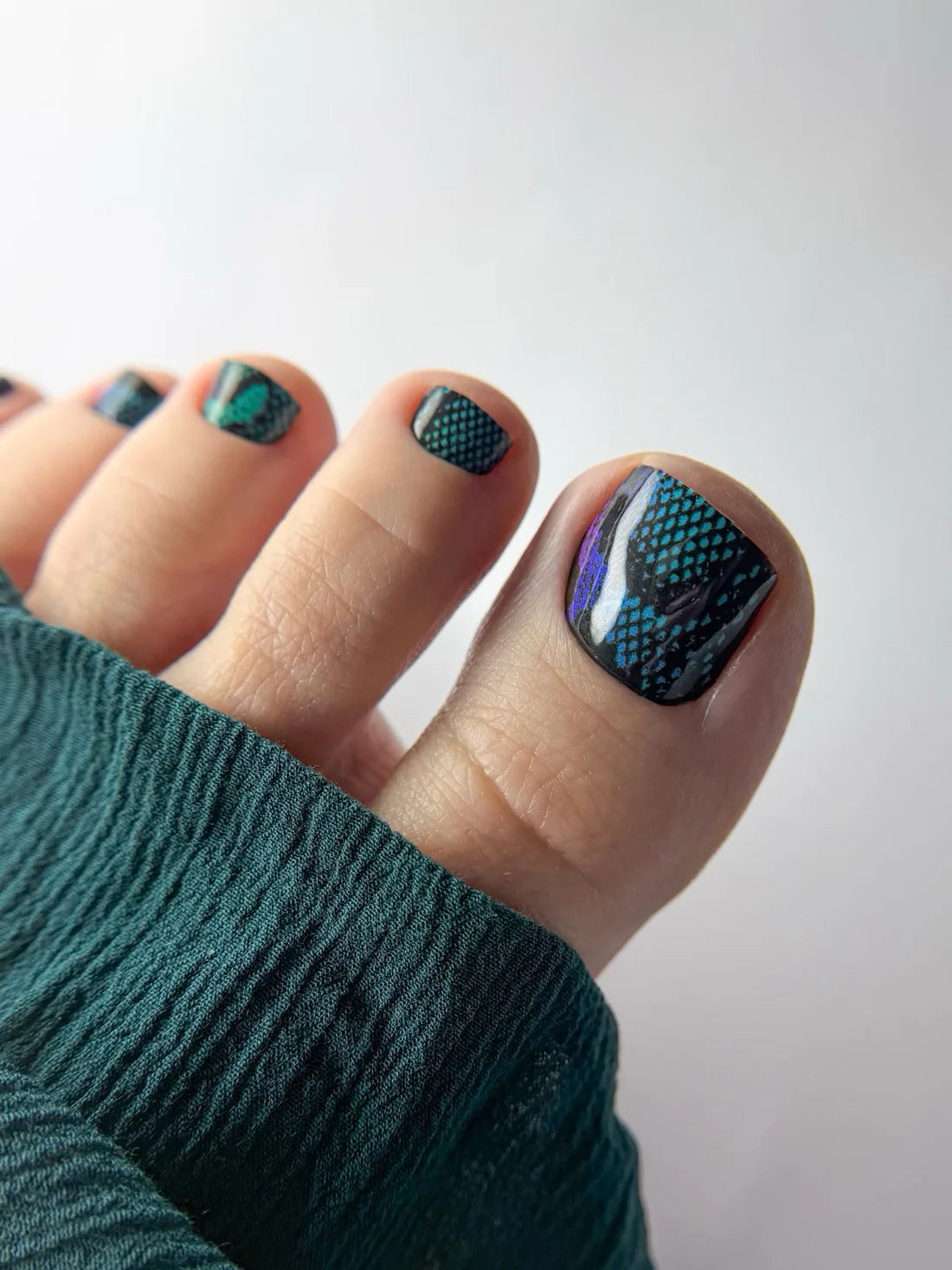 Large nail decoration films for pedicure - 1008D