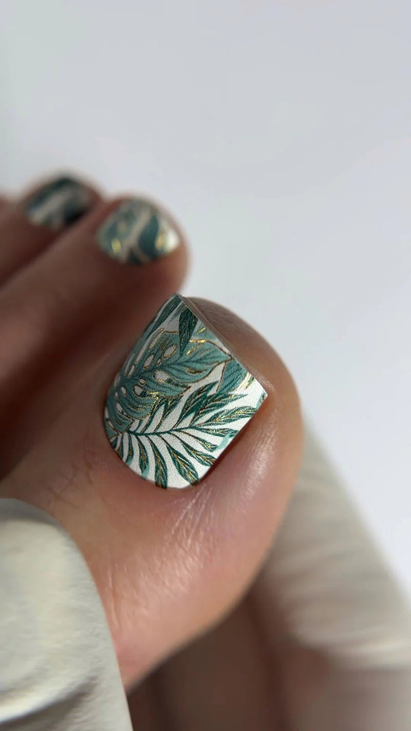 Pedicure Monstera green. Gold Foil. Nail wraps WR-413