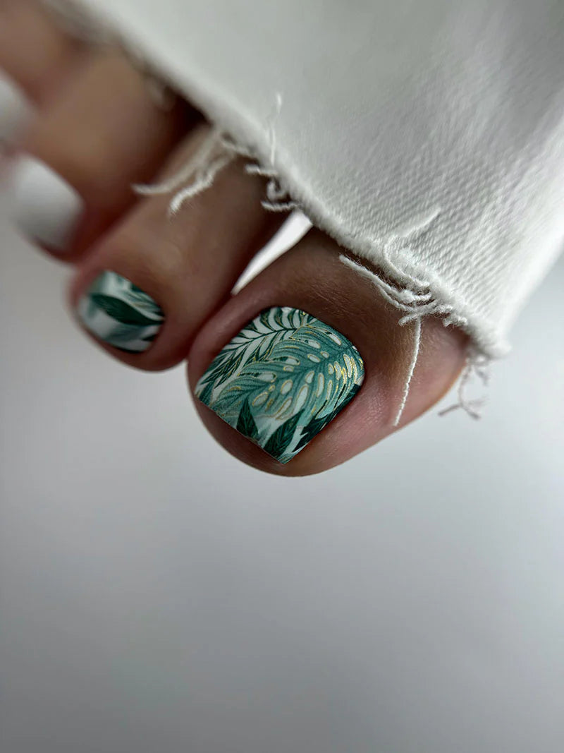 Pedicure Monstera green. Gold Foil. Nail wraps WR-413