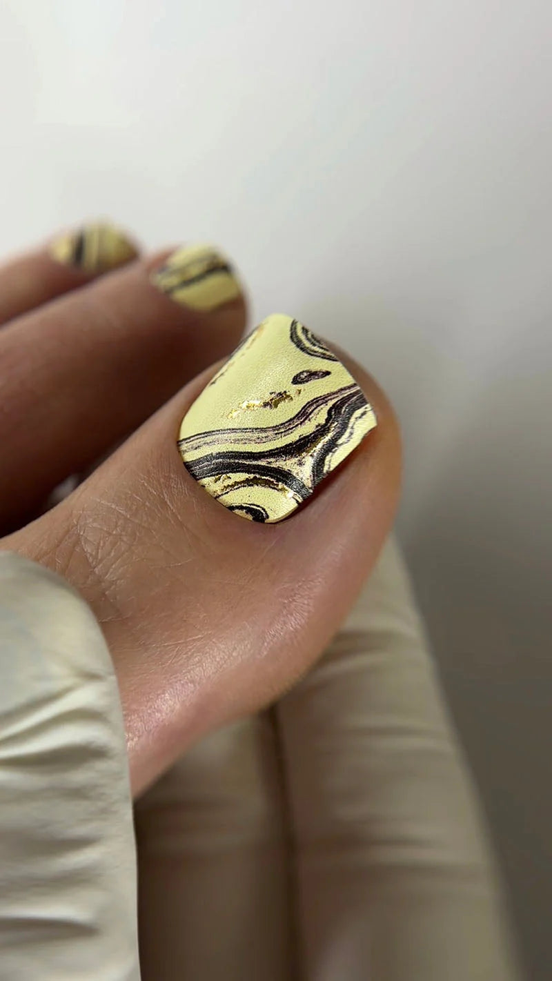 Pedicure Divorces. Yellow and brown. Gold Foil. Nail wraps WR-451