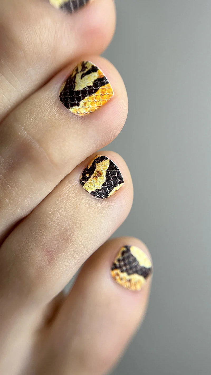 Pedicure Leo. Black stripes. Nail wrap WR-857