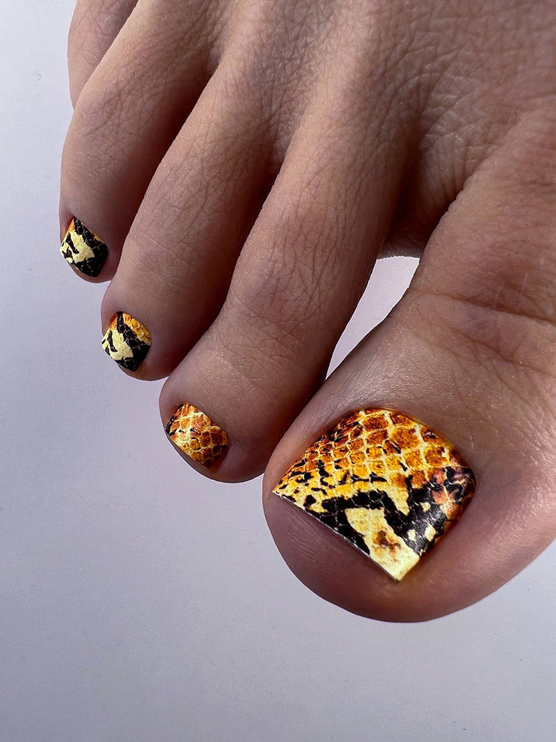 Pedicure Leo. Black stripes. Nail wrap WR-857